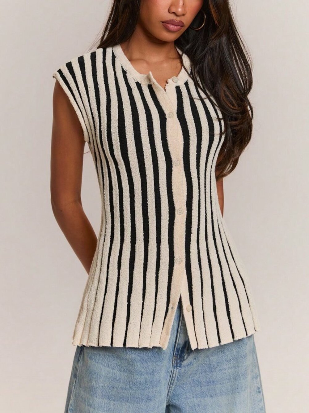 Casual Women's Elegant Comfortable Round-Neck Sleeveless Striped Sweater